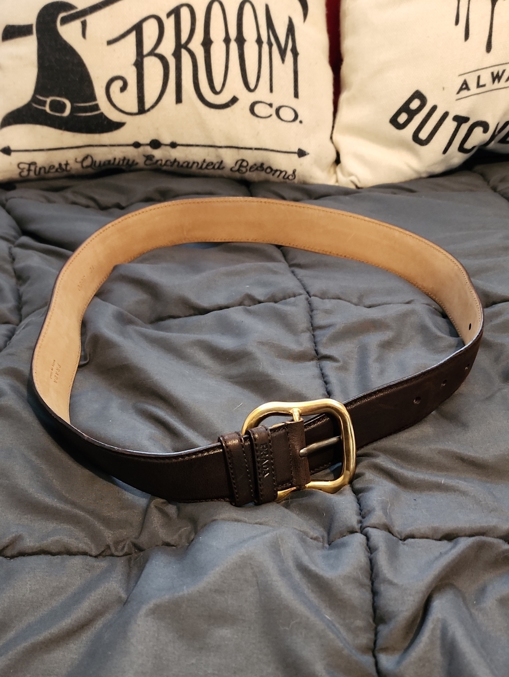 Authentic PRADA Dark Brown Leather Buckle Belt Size Medium Italy NICE